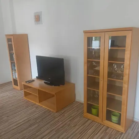 Unter Den Linden アパート *