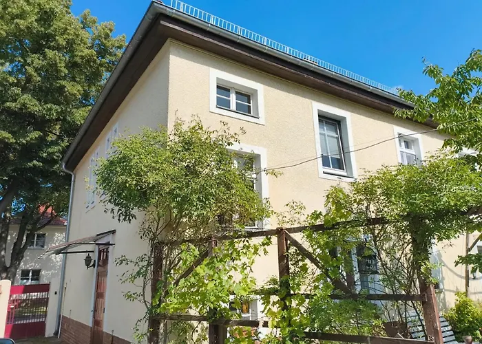 Unter Den Linden Potsdam